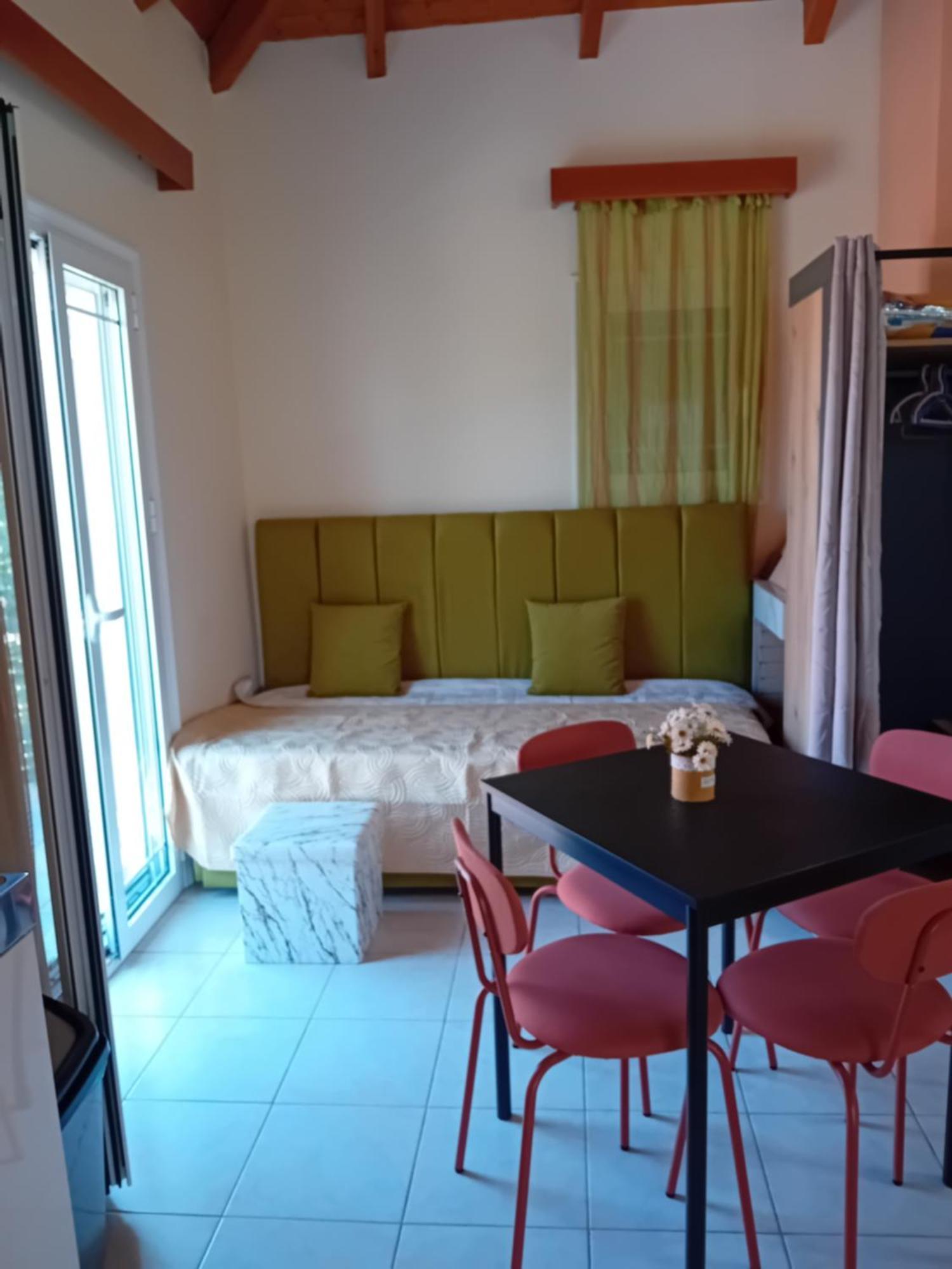 Valta'S Room Paleros Εξωτερικό φωτογραφία